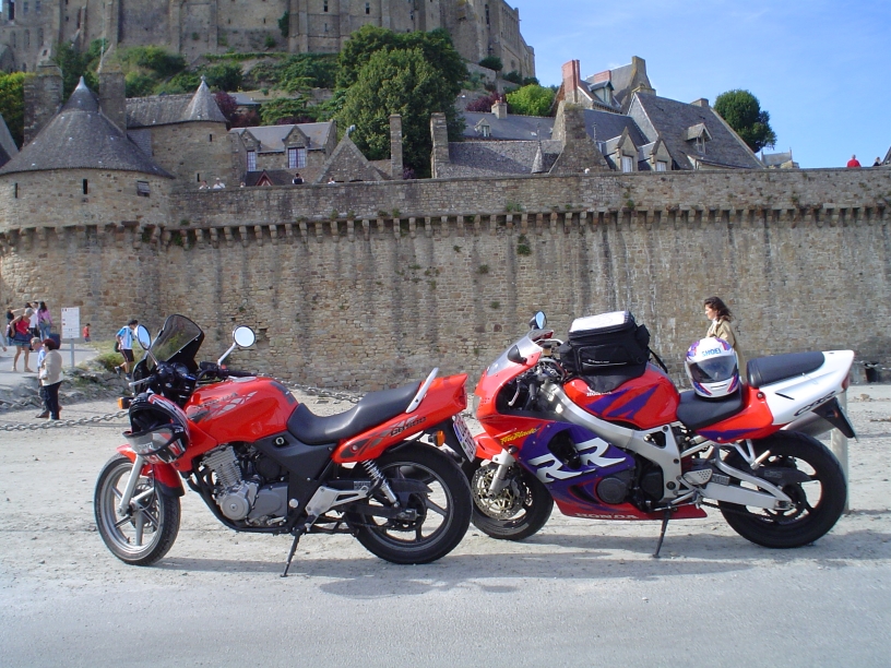 CB 500