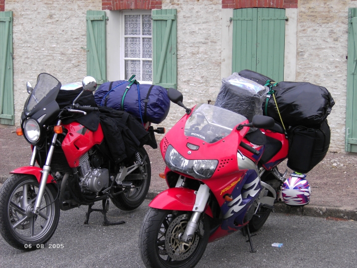 CB 500